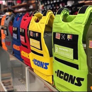 Meet your Posher, Wayne